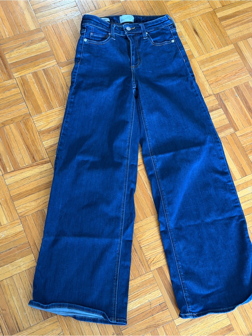 Universal Thread Wide Leg Women's Jeans in Dark Blue Denim